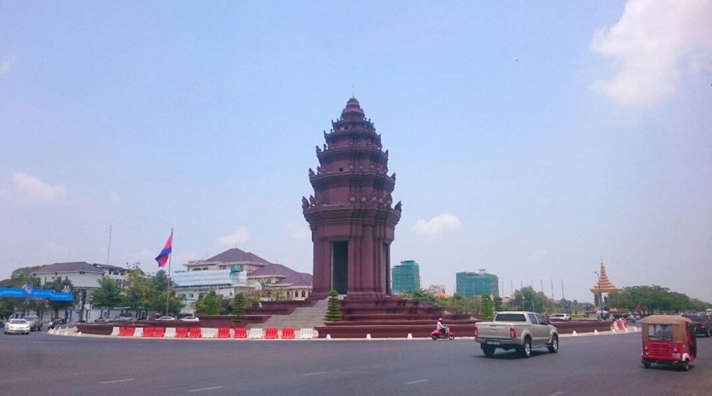 tượng đài độc lập Phnompenh