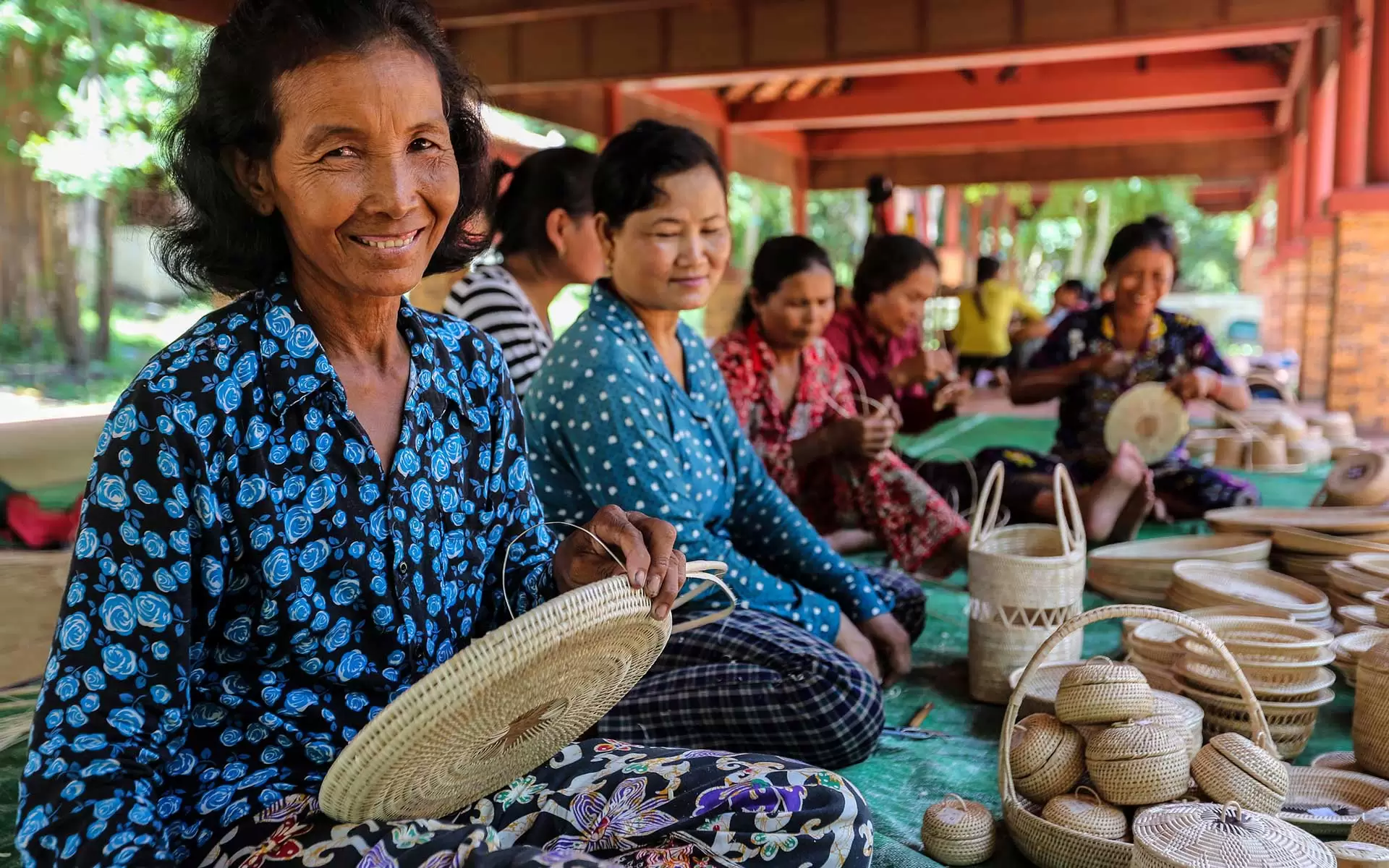 Admire Khmer arts & handicrafts - top 10 best things to do in Cambodia