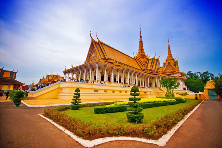 Cung điện Hoàng gia Campuchia