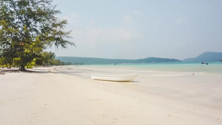 Vịnh Saracen Koh Rong Samloem